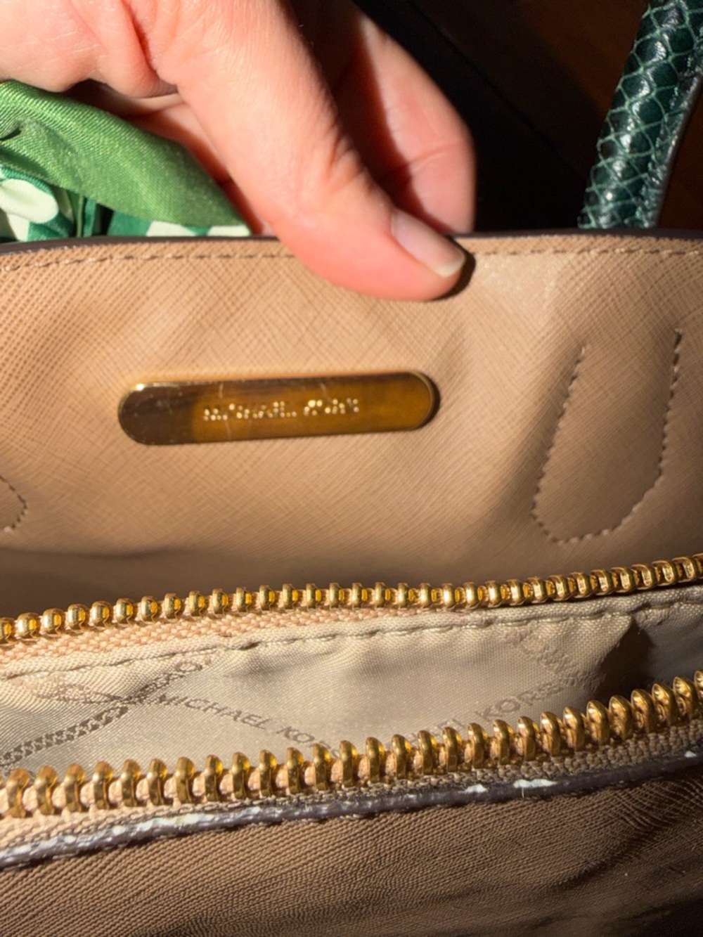 EUC Michael Kors Green Snake-Embossed Leather Tote with Green Scarf Accent - Picture 14 of 16